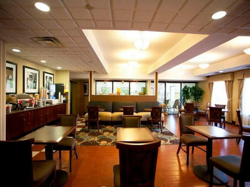 Hampton Inn Port Huron Εξωτερικό φωτογραφία